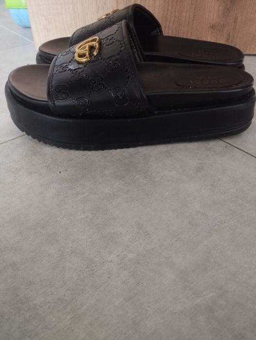 Женская Guess Куртка Другой