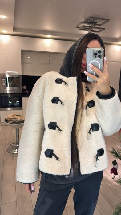 Мужской Toteme Дублёнка Чёрный 36