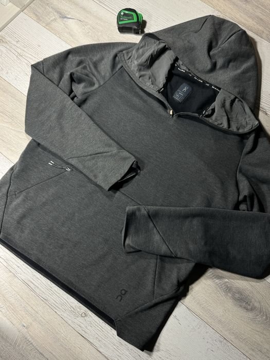Uomo On Running Felpa con Cappuccio Outdoor M