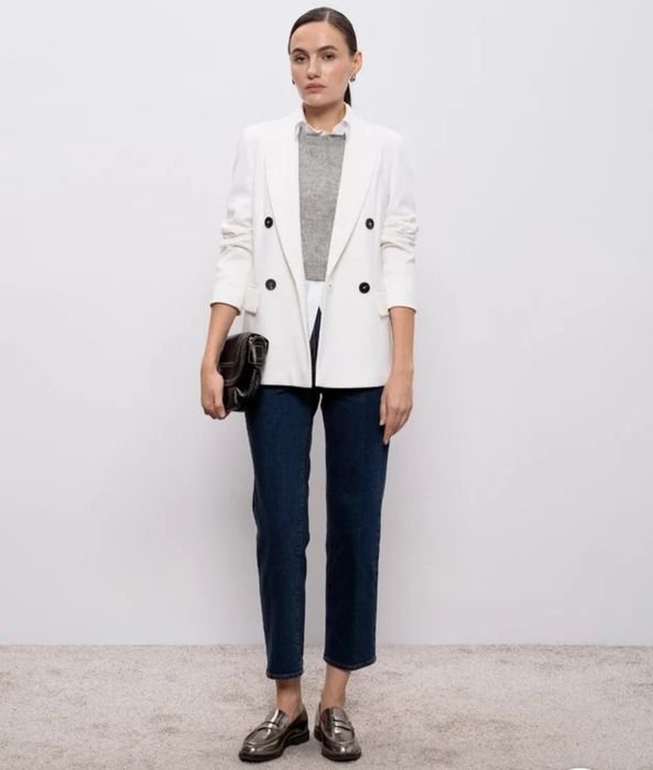 Женский Guess Пиджак Белый Шерсть 38