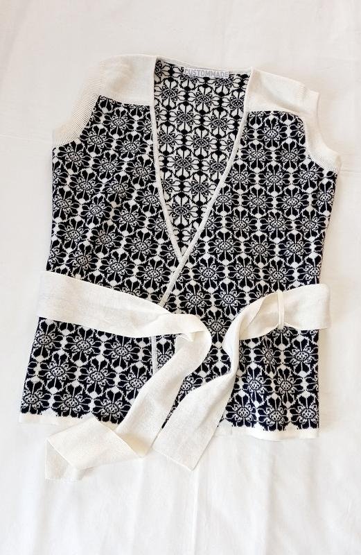 Women Custommade Vest Black Wool 36 / S / 44