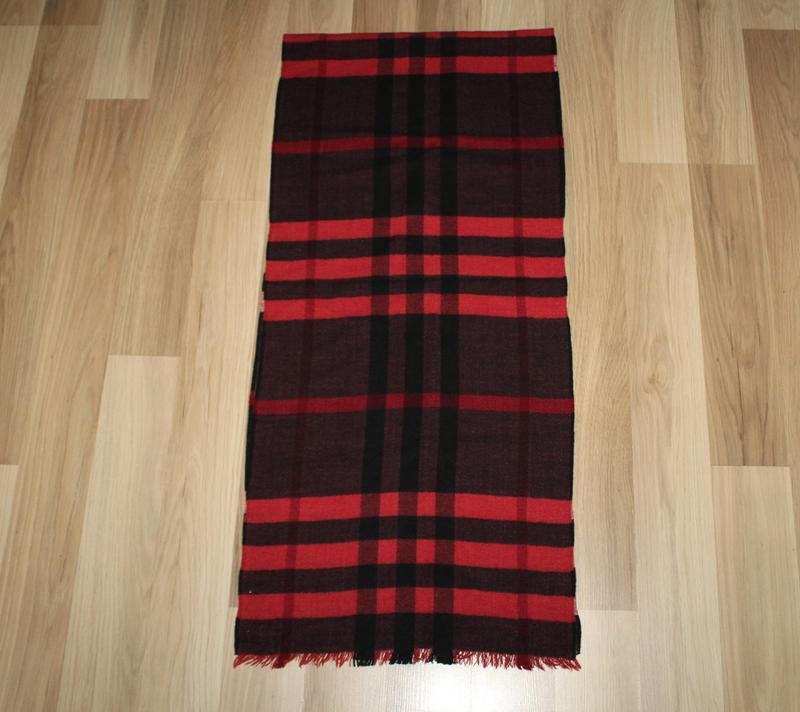 Donna Burberry Sciarpa Nera Lana Taglia Unica