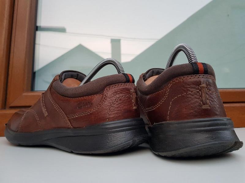 Men Clarks Heels Black Leather 44