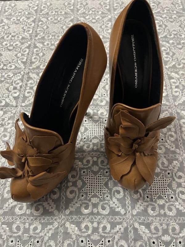 Donna Ermanno Scervino Tacchi Senape 38.5