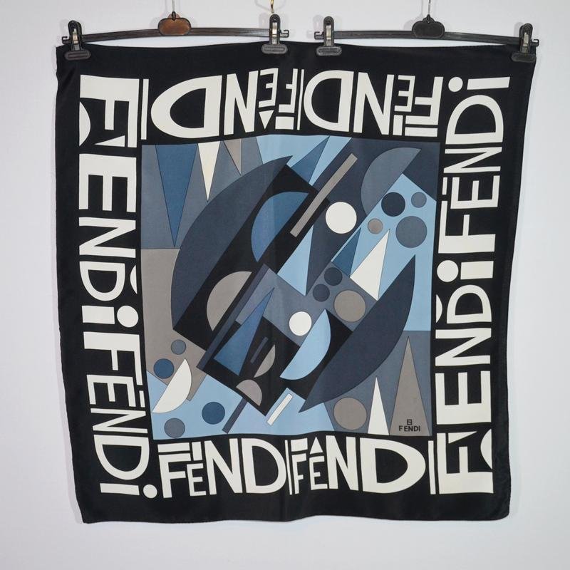 Femme Fendi Écharpe Noire Taille Unique
