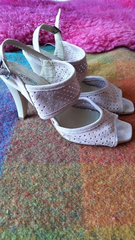 Женские Benvenuto Босоножки Бежевый 37