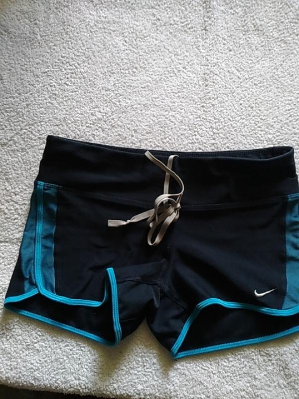 Herren Dries Van Noten Shorts Türkis 30 / S / 44