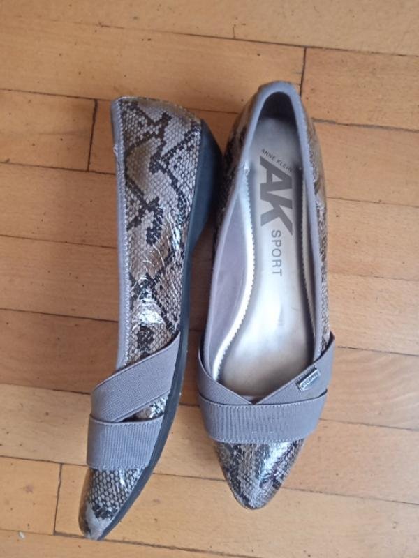 Женские Anne Klein Туфли Серый 37