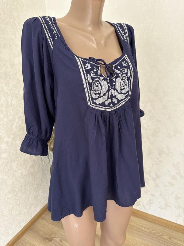 Women Falmer Heritage Embroidered Blouse Navy