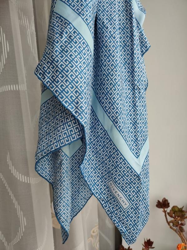 Women Givenchy Scarf White Silk