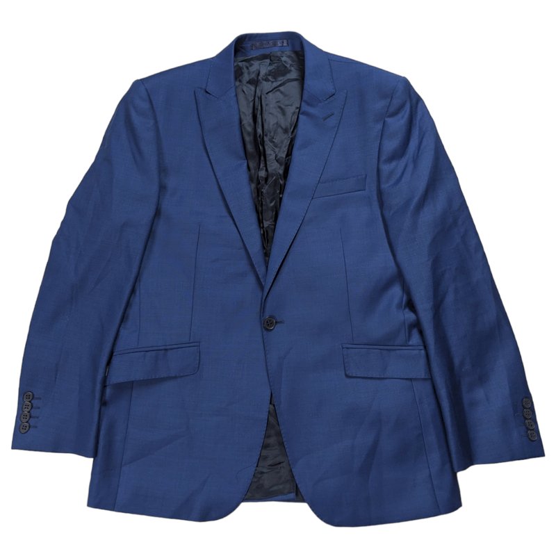 Пиджаки и костюмы