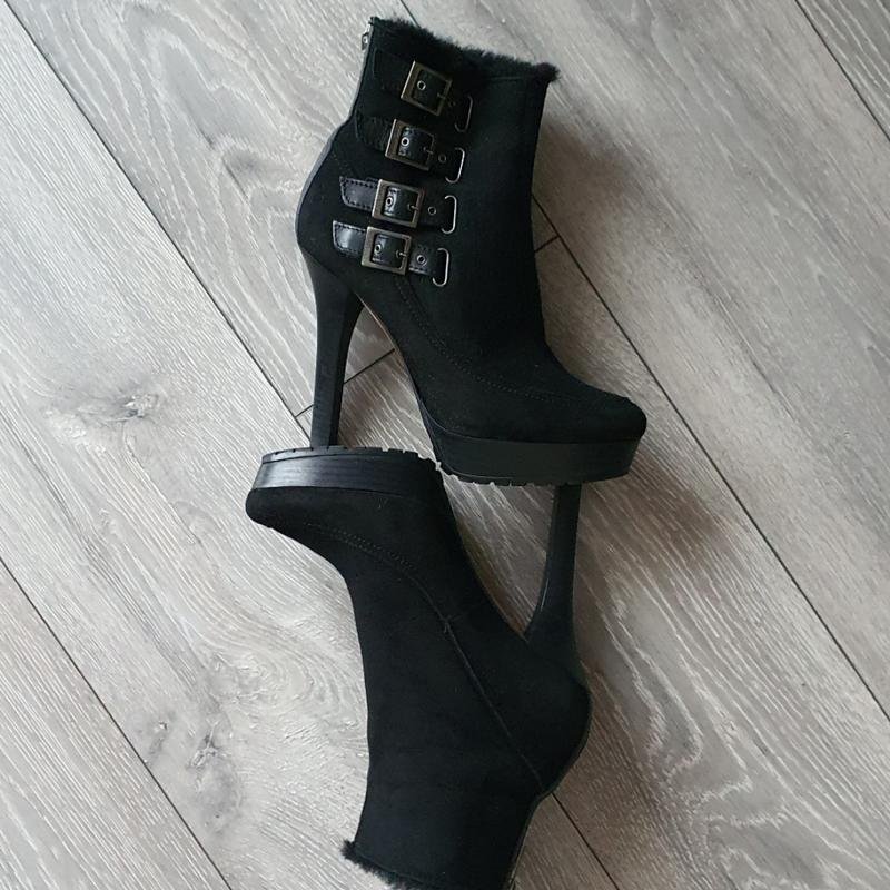 Женские Jimmy Choo Ботильоны Чёрный Замша 38