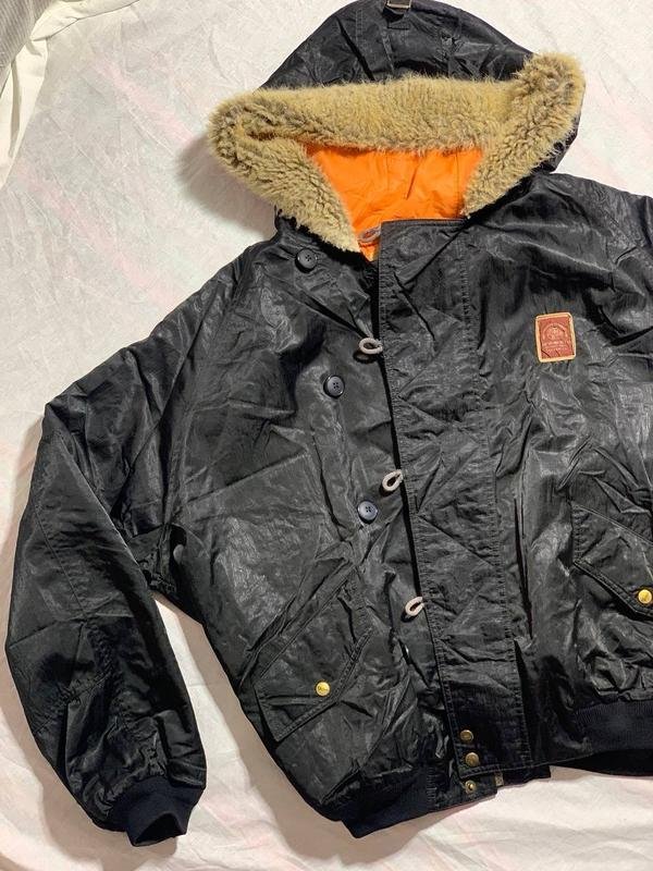 Мужской Chevignon Бомбер Чёрный Нейлон 40 /L / 48