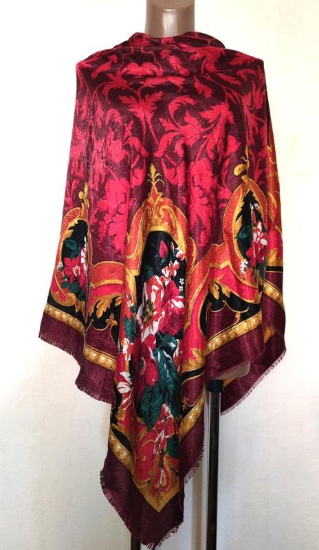 Women Ballin Shawl Multicolor One size