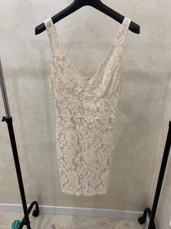 Женское Missguided Платье Белое Кружево M