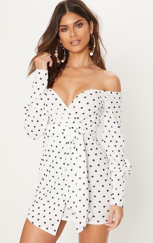 Женское PrettyLittleThing Платье Белое 38 / M / 46