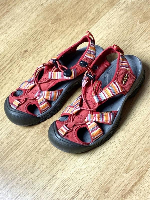 Women Keen Sandals Red Suede 37
