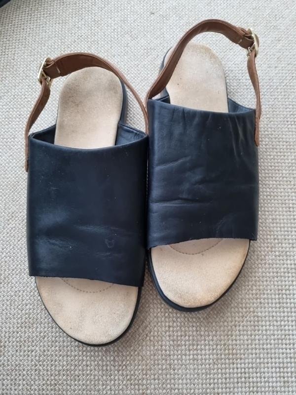 Женские Clarks Сандалии Чёрный Кожа 37.5