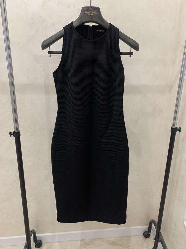 Женское Massimo Dutti Платье Чёрное 36