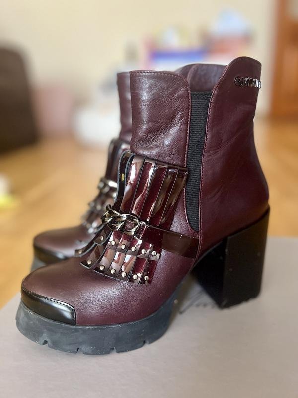 Damen Genuin Vivier Stiefeletten Burgunder Leder