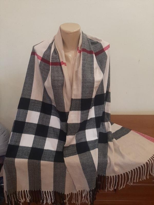 Burberry Scarf Black Beige