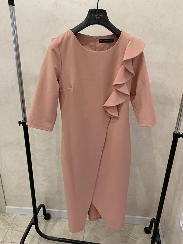 Женское Платье Бежевое 38 / M / 46