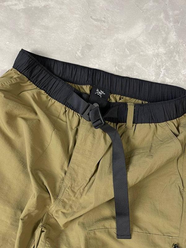 Men Arc'teryx Trousers Khaki Nylon 33 / L / 48