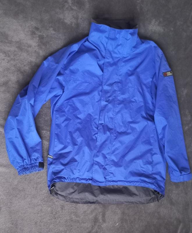 Мужской Fjällräven Куртка Чёрный Полиэстер 38 / M