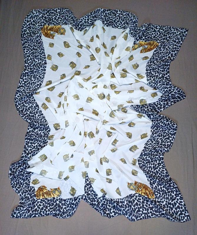 Женский Art of the Scarf Шарф Белый Искусственный