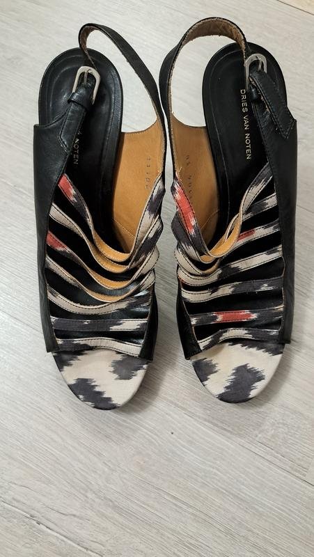 Женские Dries Van Noten Туфли Чёрные Кожа 38