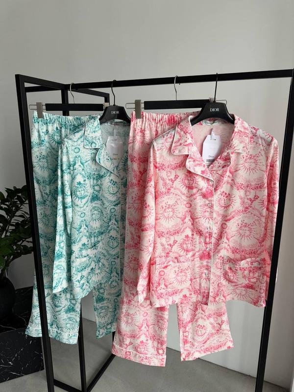 Women Christian Dior Suit Pink 36 / S / 44