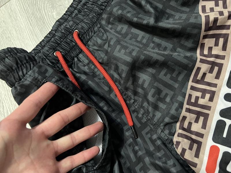 Homme Fendi Shorts Gris 33 / L / 48