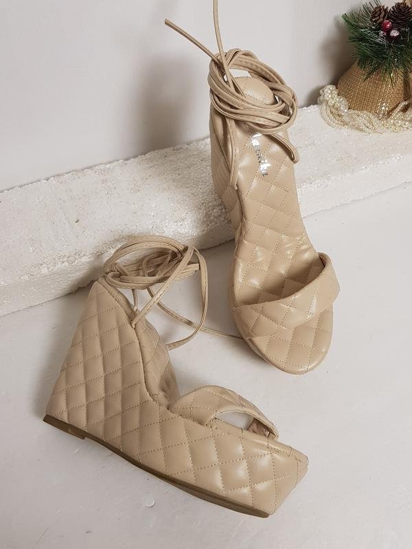 Women Mannika Heels Beige Synthetic Leather 40