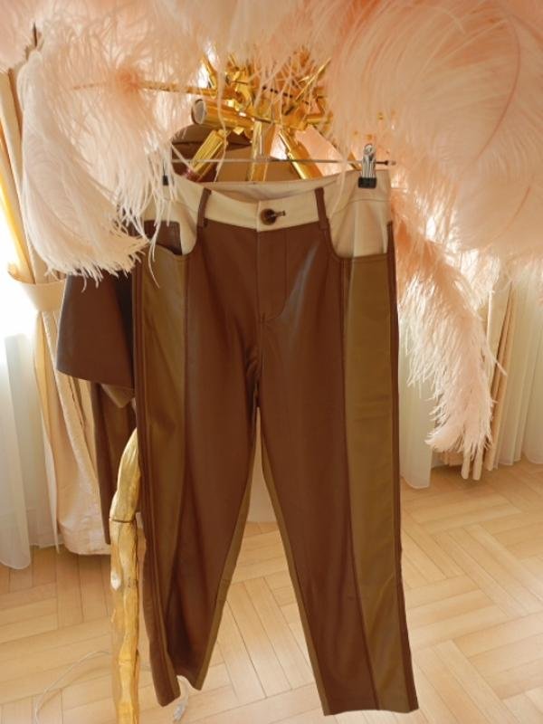 Женский Nanushka Костюм Бежевый Кожа 36 / S / 44