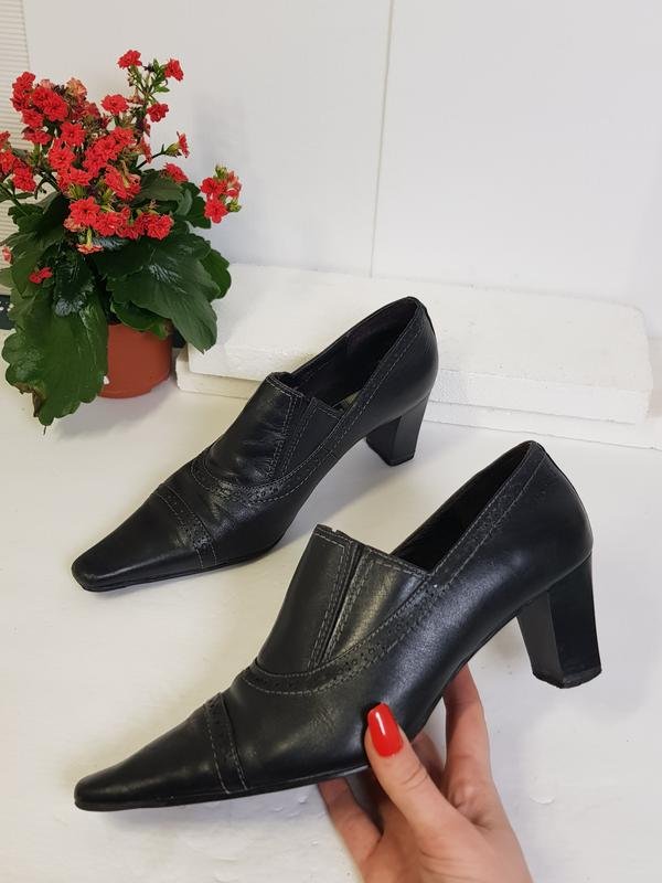 Damen Go Soft Absatzschuhe Schwarz Leder 39