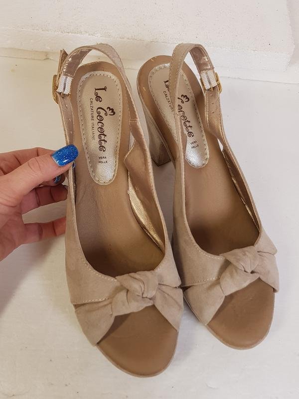 Women Vera Pelle Heels Beige Suede 40