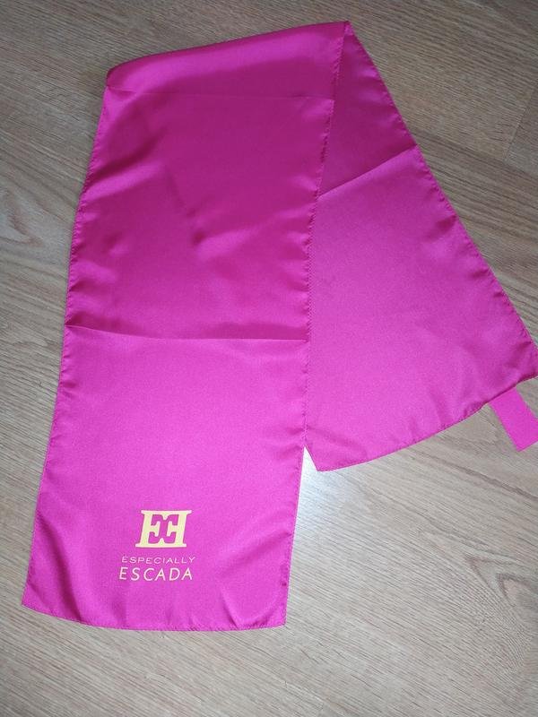 Escada Шарф Розовый Шелк