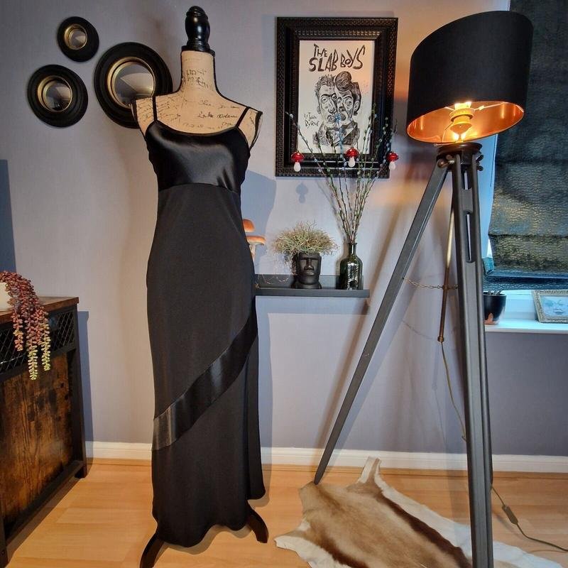 Damen Laura Ashley Kleid Schwarz 34 / XS / 42