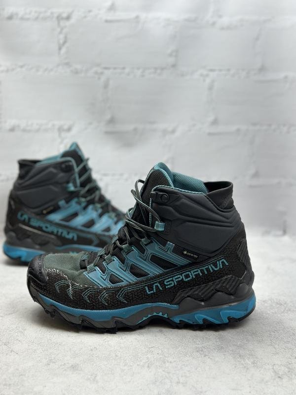 Женские La Sportiva Ботинки Разноцветный 39