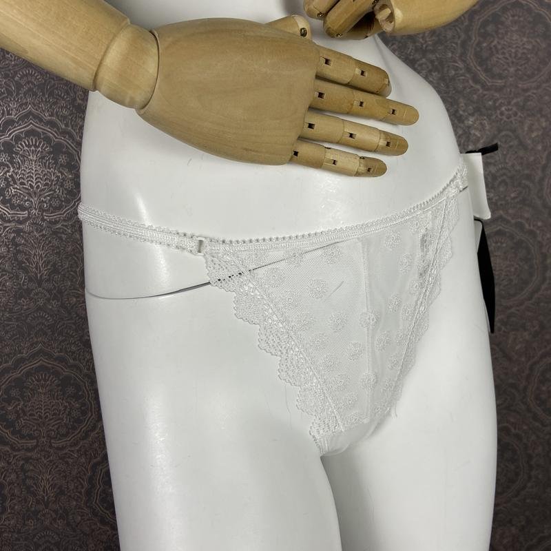 Women Charnos Thongs White Nylon 38 / M / 46