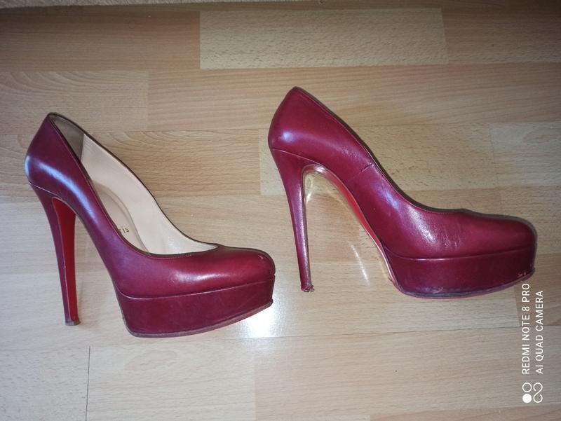 Damen Christian Louboutin Absätze Rot 37.5