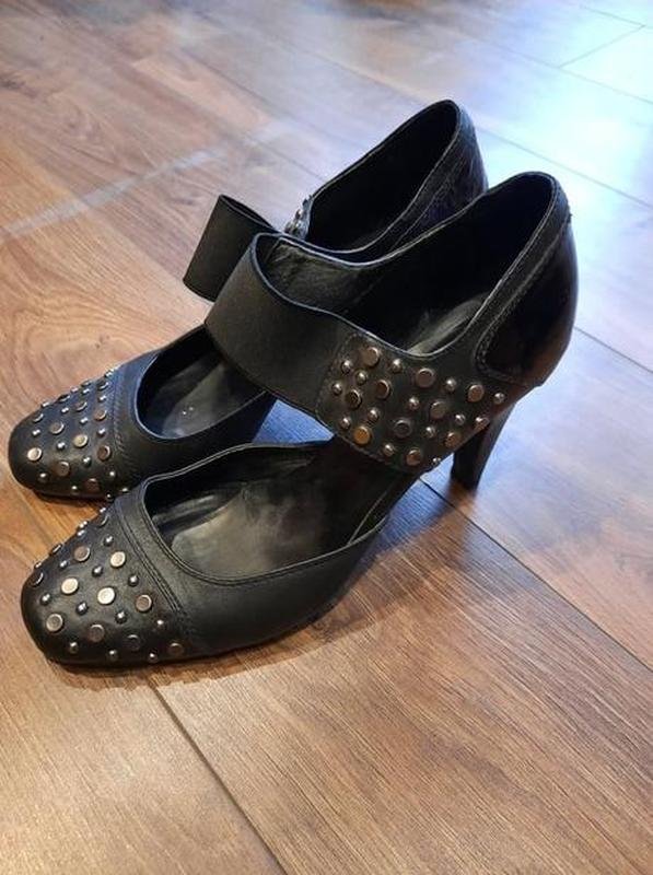 Женские Bata Босоножки Чёрный Кожа 41