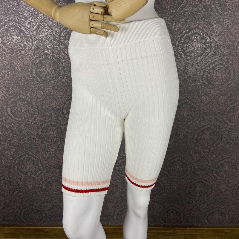 Женские United Colors Of Benetton Шорты Белые 36 /