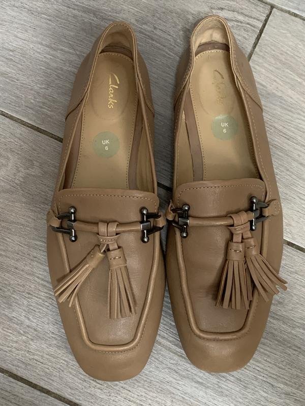 Damen Clarks Slipper Beige Leder 39