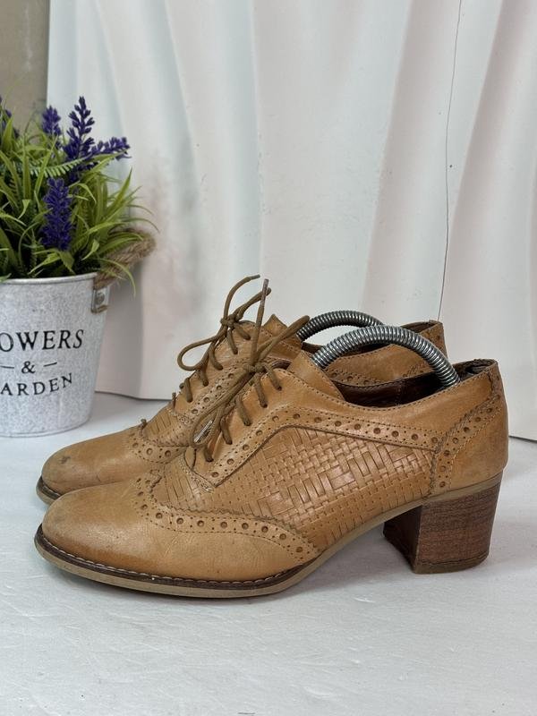 Женские Bata Туфли Коричневый Кожа 38