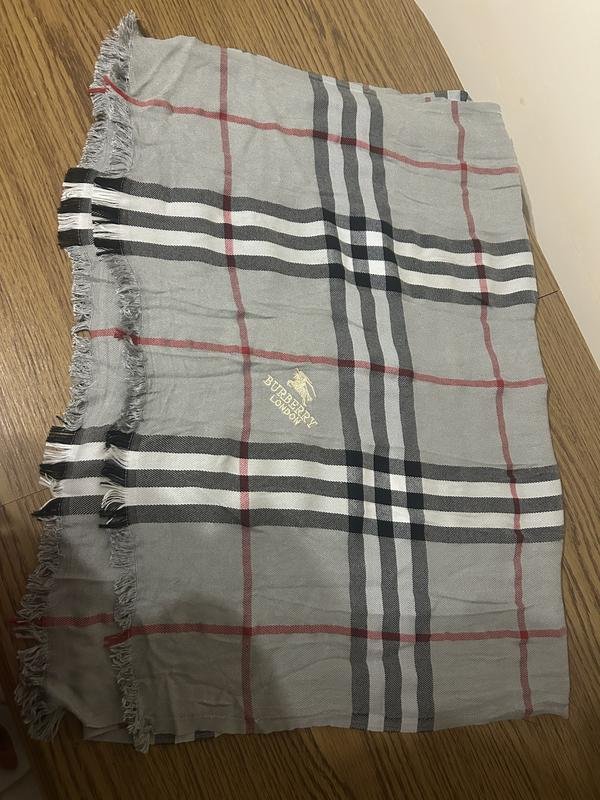 Burberry Scarf Grey