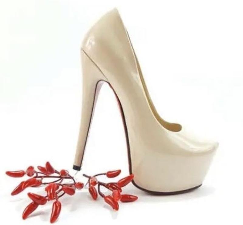 Damen Christian Louboutin Absätze Beige 36