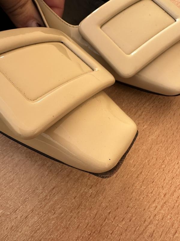 Damen Roger Vivier Absatzschuhe Beige Lackleder 35