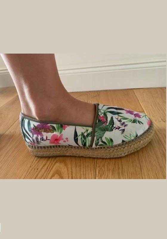 Женские GUESS Эспадрильи Белые Текстиль 38.5