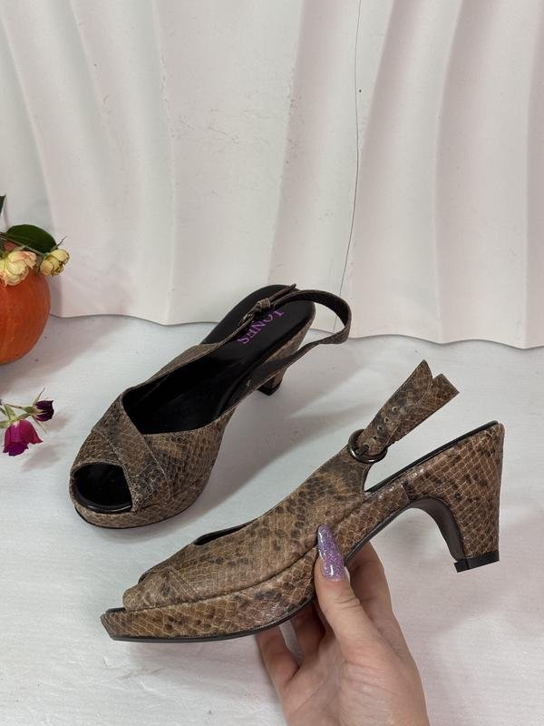 Women Jones Bootmaker Heels Brown Leather 38